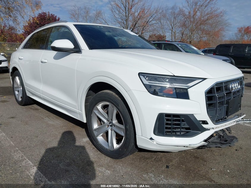 AUDI Q8 55 PREMIUM