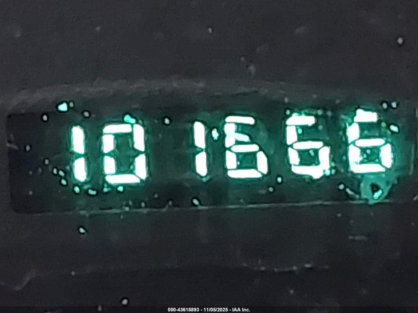 2005 Jeep Wrangler Unlimited VIN: 1J4FA44S45P300241 Lot: 43618893