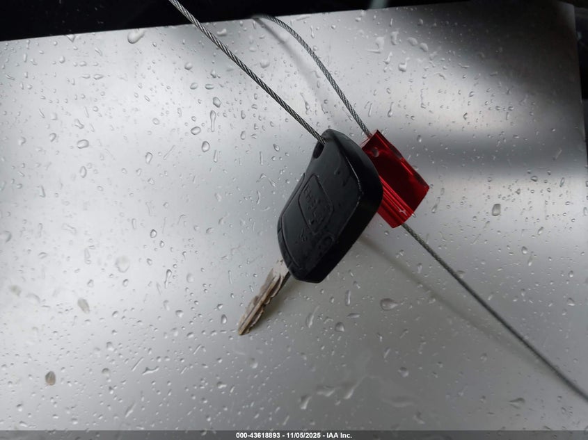 2005 Jeep Wrangler Unlimited VIN: 1J4FA44S45P300241 Lot: 43618893