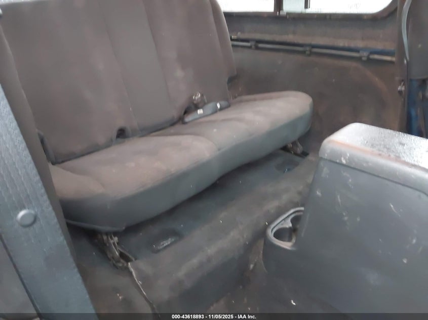 2005 Jeep Wrangler Unlimited VIN: 1J4FA44S45P300241 Lot: 43618893