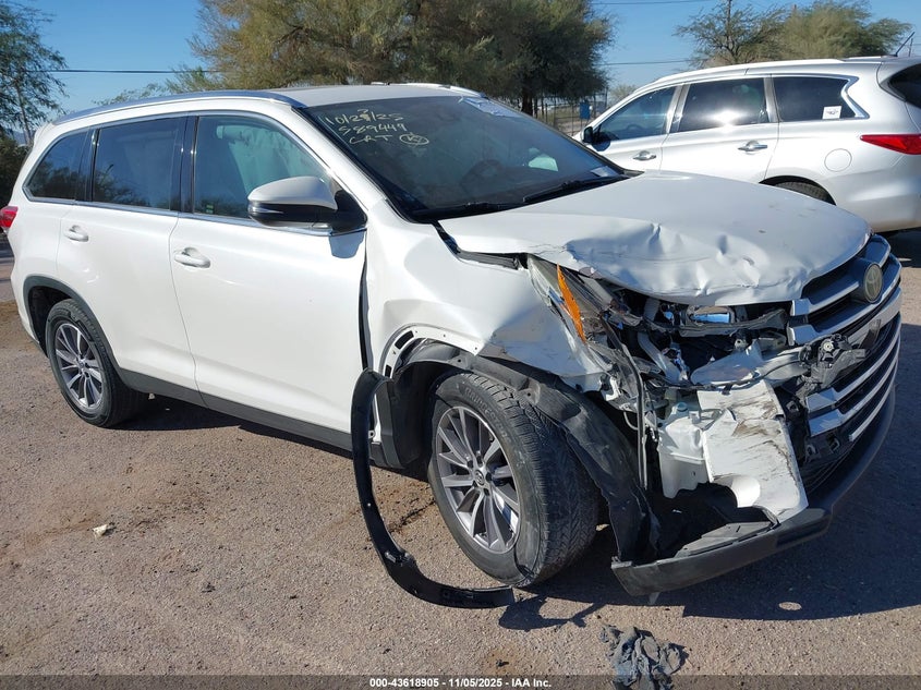 TOYOTA HIGHLANDER XLE