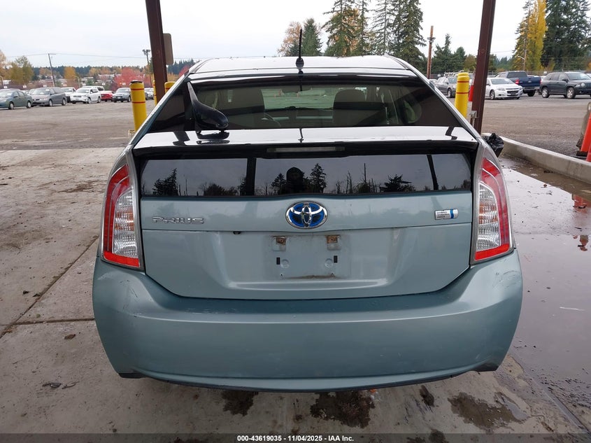 2015 TOYOTA PRIUS TWO JTDKN3DU1F1917864