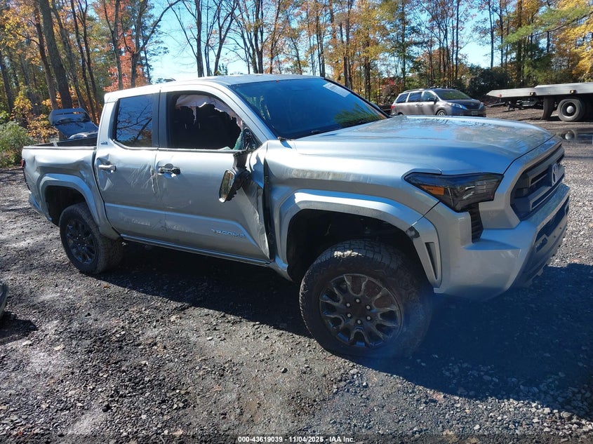 TOYOTA TACOMA SR5