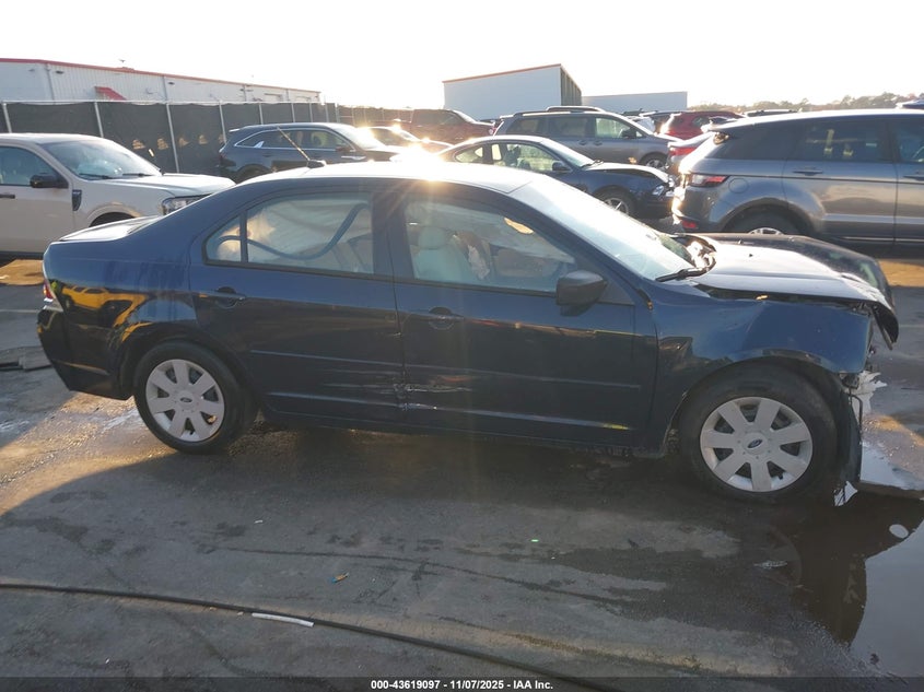 2008 Ford Fusion S VIN: 3FAHP06ZX8R137260 Lot: 43619097