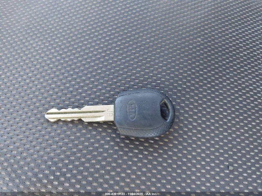 2008 Kia Rio VIN: KNADE123X86348331 Lot: 43619123