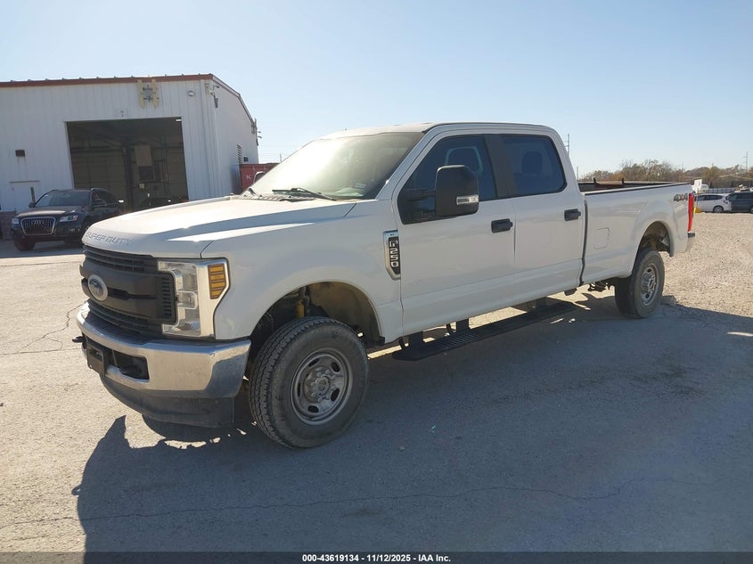 1FT7W2B6XKEC99870 2019 FORD F250 photo no. 2