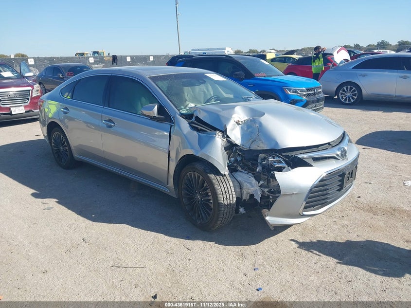 TOYOTA AVALON TOURING