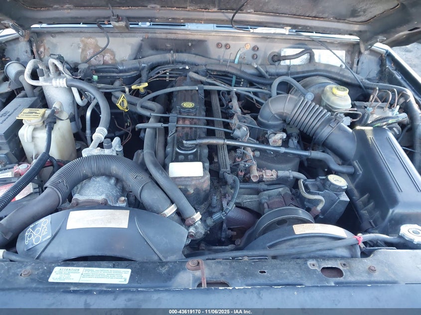 2001 Jeep Cherokee Classic/Limited VIN: 1J4FF58S01L599150 Lot: 43619170