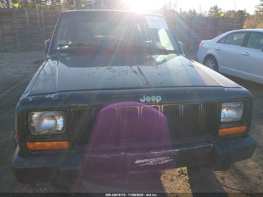 2001 Jeep Cherokee Classic/Limited VIN: 1J4FF58S01L599150 Lot: 43619170