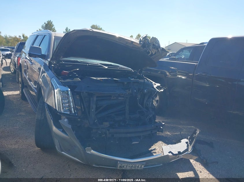 CADILLAC ESCALADE PREMIUM LUXURY