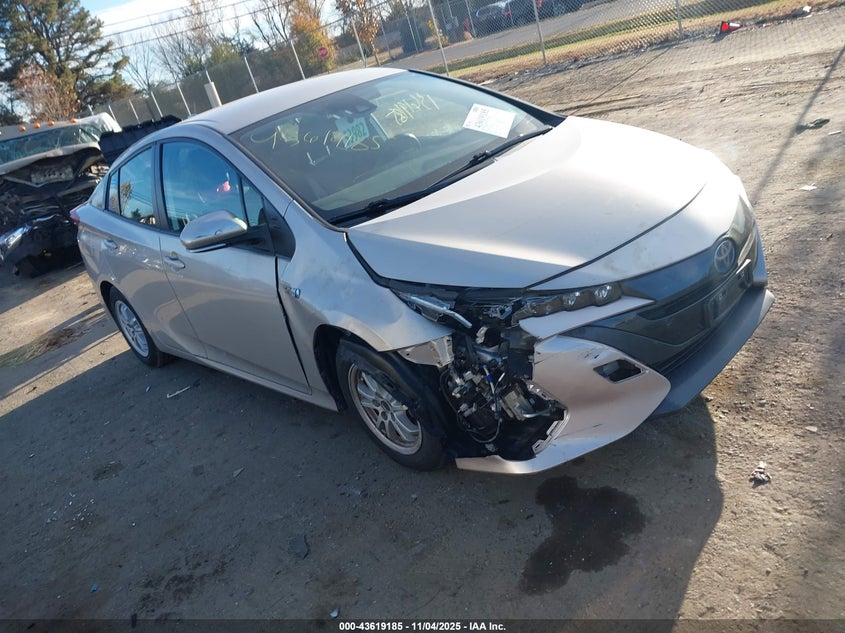 TOYOTA PRIUS PRIME XLE