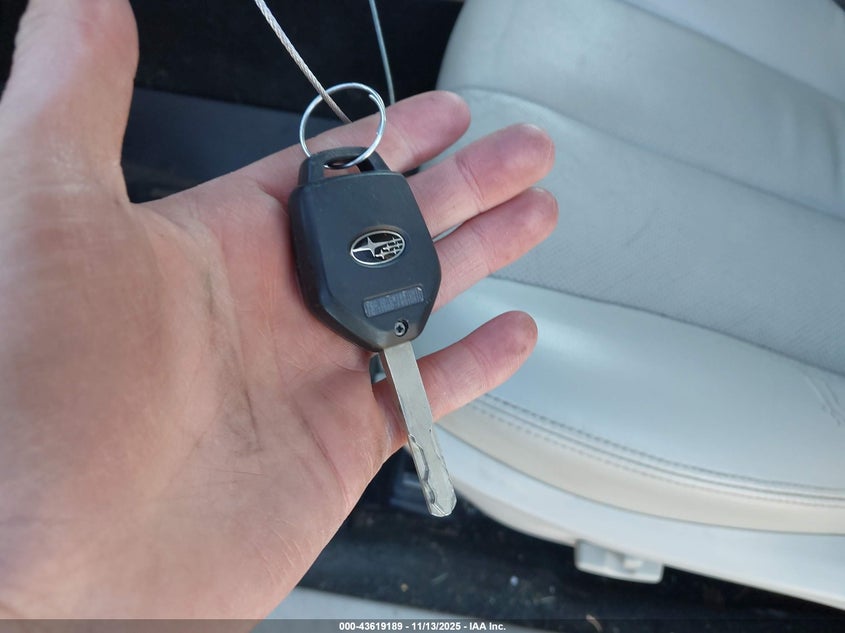 2013 SUBARU OUTBACK 2.5I LIMITED - 4S4BRCLC6D3315813