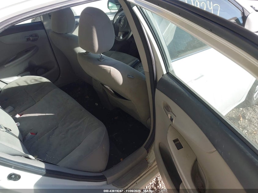 2013 TOYOTA COROLLA LE - 5YFBU4EE9DP121615