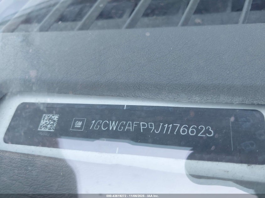 2018 CHEVROLET EXPRESS 2500 WORK VAN 1GCWGAFP9J1176623