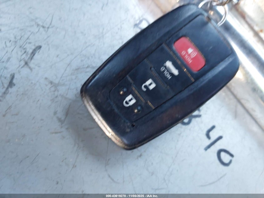 2021 TOYOTA CAMRY SE - 4T1T11AK9MU444245