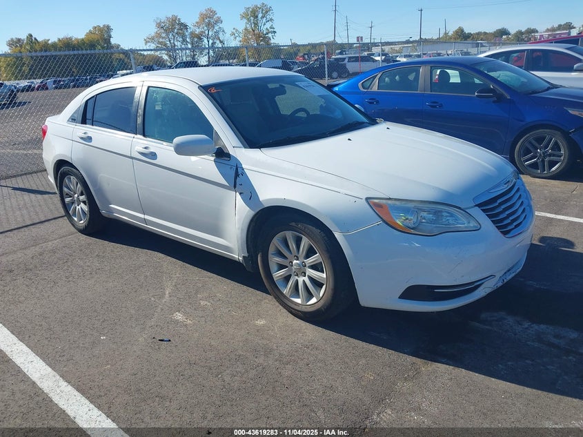 CHRYSLER 200 TOURING
