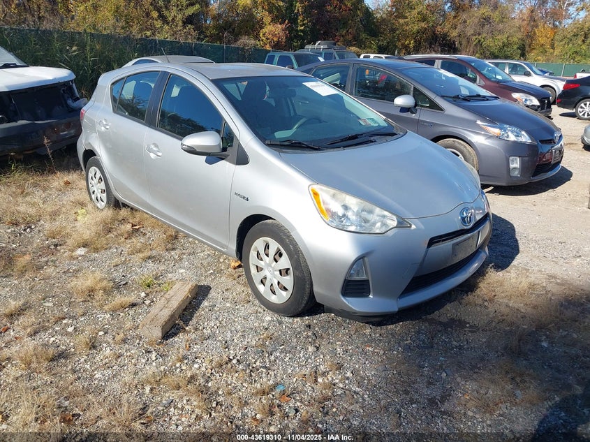 TOYOTA PRIUS C TWO