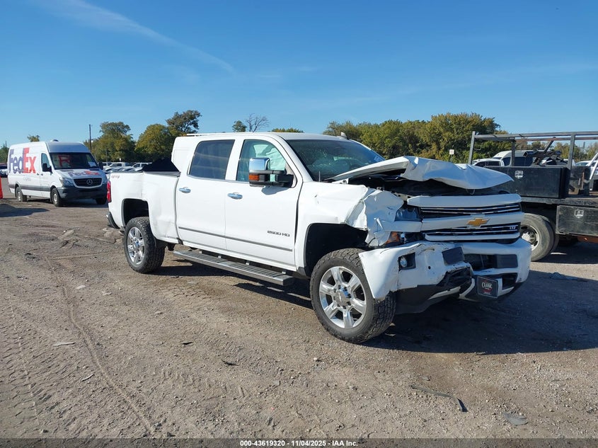 CHEVROLET SILVERADO 2500 LTZ