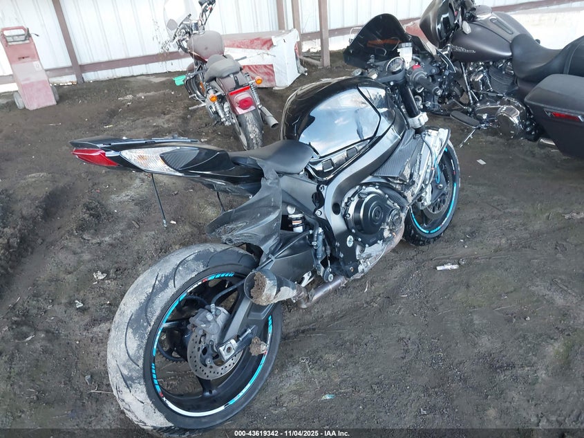 2020 SUZUKI GSX-R750 JS1GR7MA8L7100157