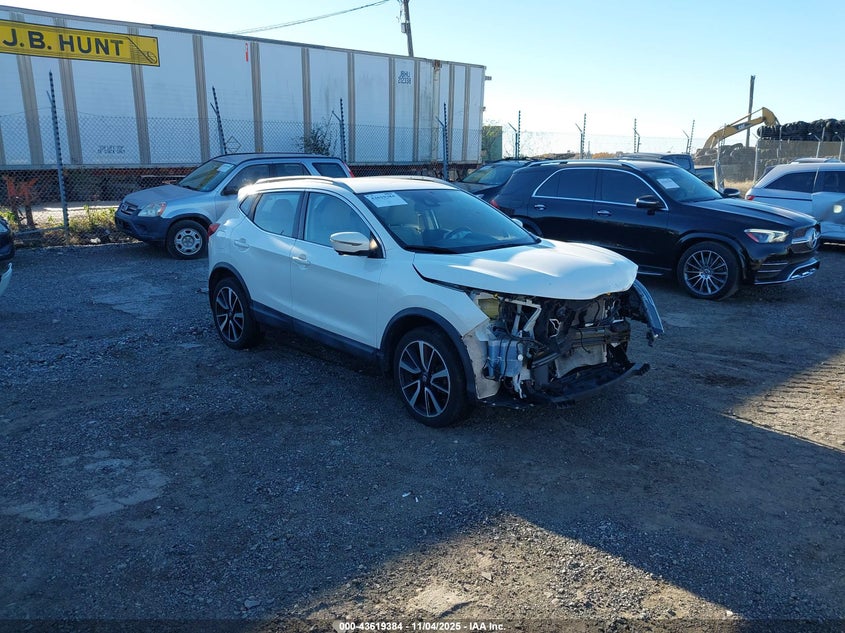 NISSAN ROGUE SPORT SL