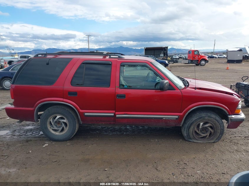 2001 Chevrolet Blazer Lt VIN: 1GNDT13W012141081 Lot: 43619439
