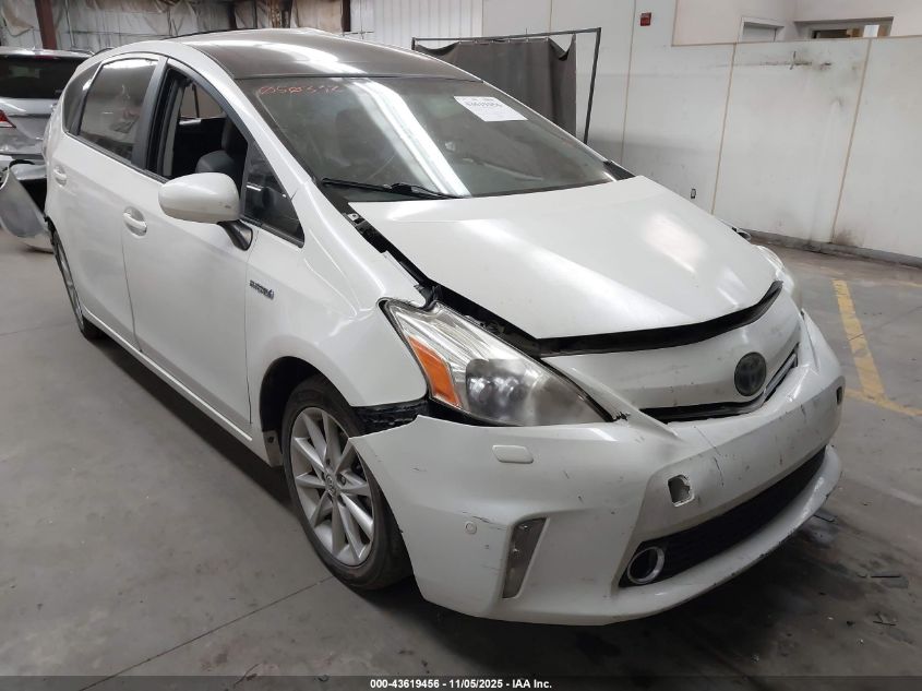 JTDZN3EU8C3050332 TOYOTA PRIUS V Photo 1