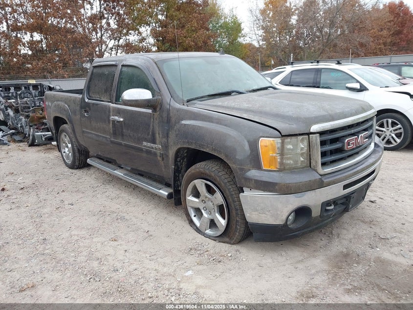 GMC SIERRA 1500 SLT