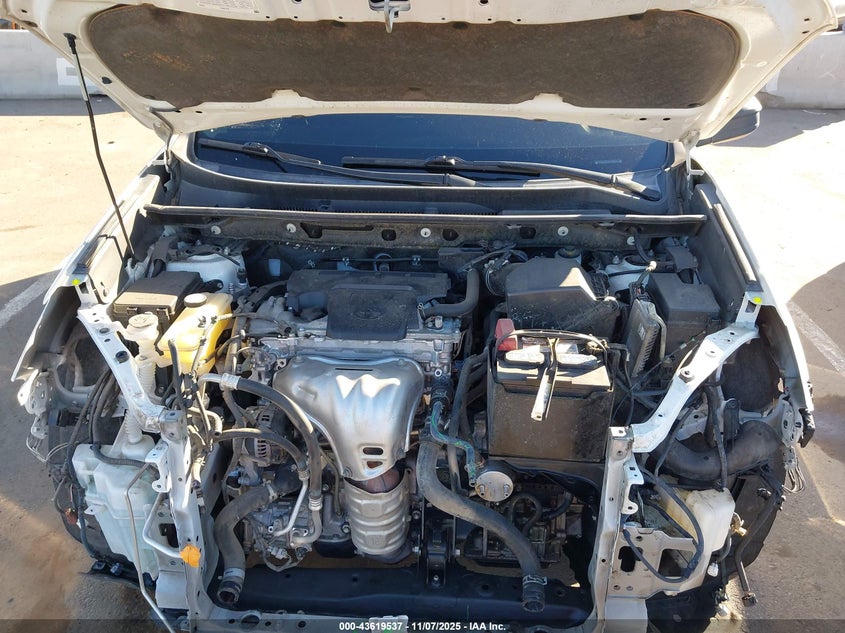 2017 TOYOTA RAV4 LE JTMZFREV6HJ710816