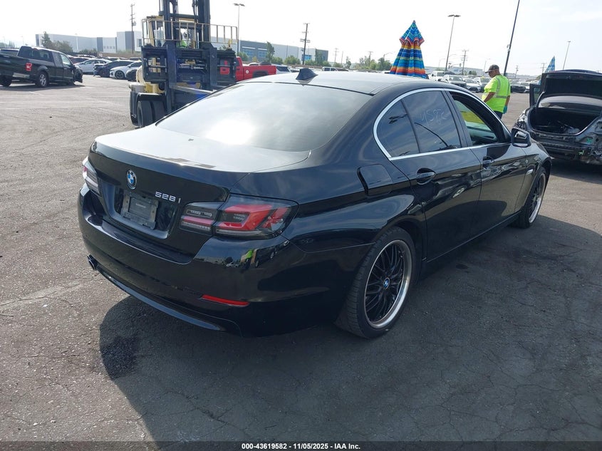 2011 BMW 528I VIN: WBAFR1C59BC739038 Lot: 43619582