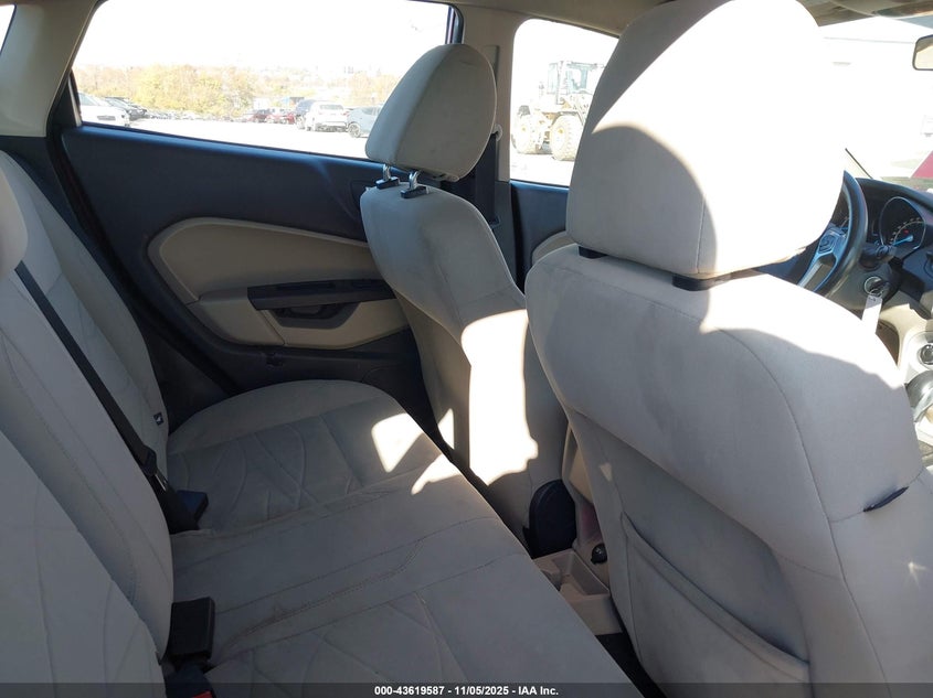 2014 Ford Fiesta Se VIN: 3FADP4EJXEM111798 Lot: 43619587