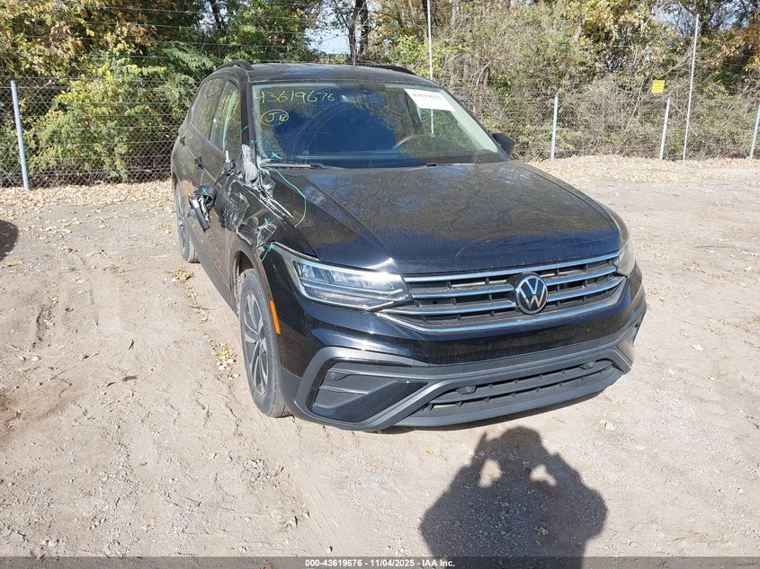 VOLKSWAGEN TIGUAN 2.0T S