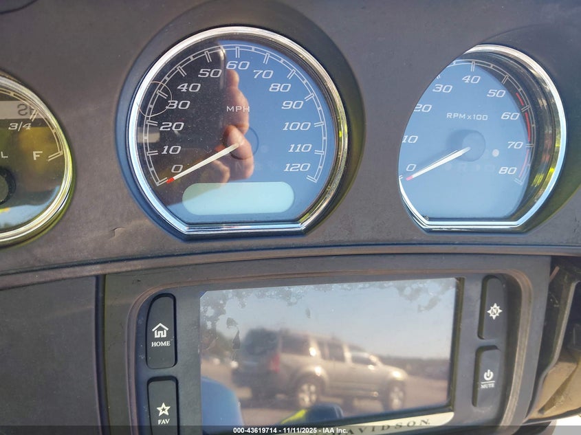 2018 Harley-Davidson Flhtcutg Tri Glide Ultra VIN: 1HD1MAD11JB852296 Lot: 43619714