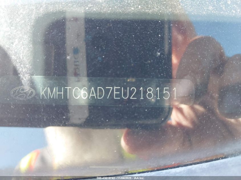 2014 Hyundai Veloster Base W/Black VIN: KMHTC6AD7EU218151 Lot: 43619742