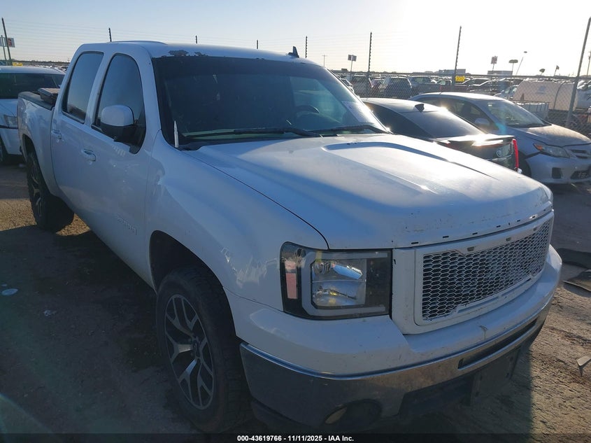GMC SIERRA 1500 SLT
