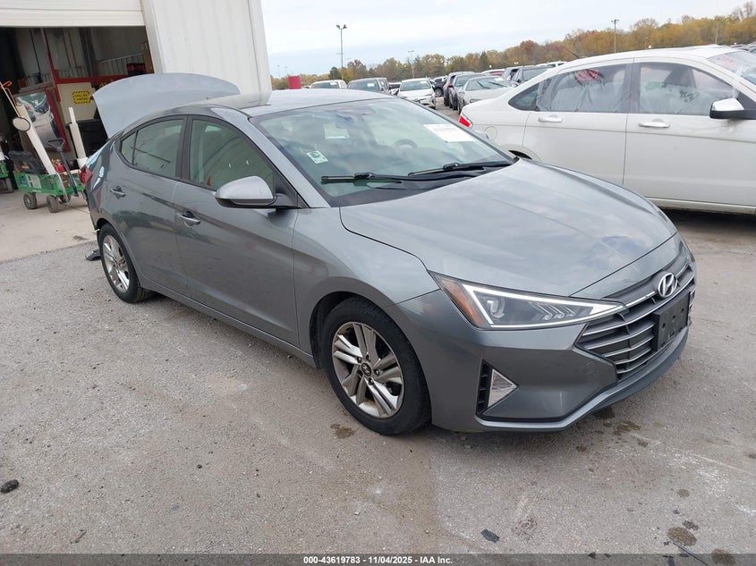 HYUNDAI ELANTRA SEL