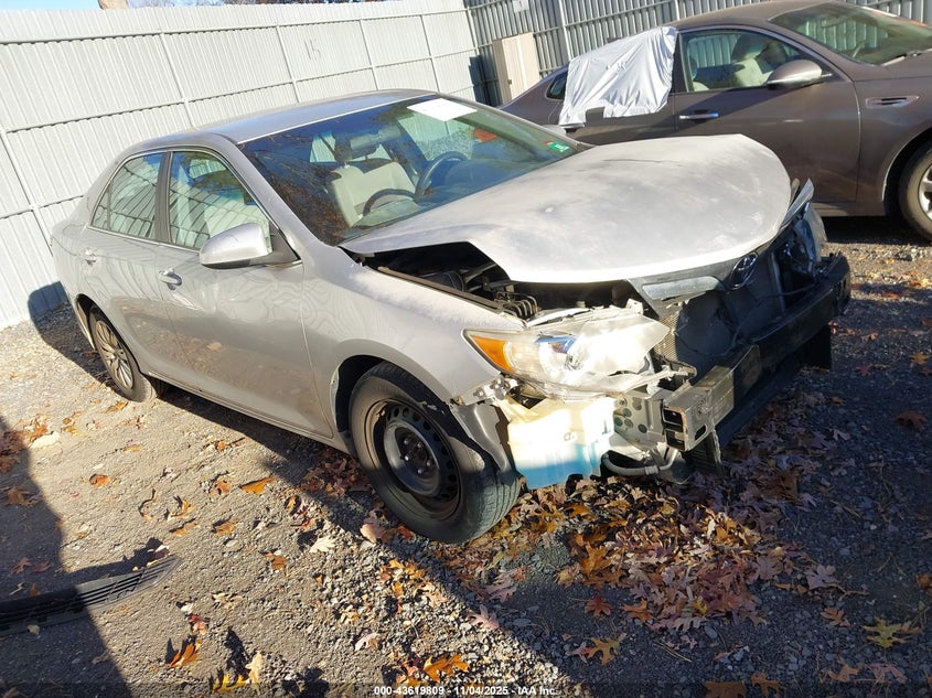 2014 TOYOTA CAMRY LE - 4T1BF1FK9EU451137