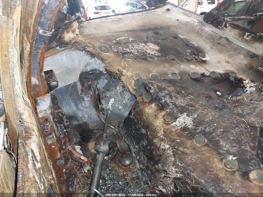 2005 Lincoln Navigator VIN: 5LMFU27505LJ15224 Lot: 43619822