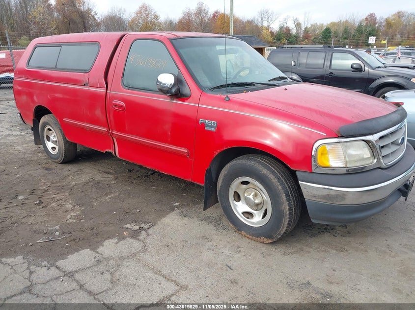 1FTRF17W1XNA00415 1999 Ford F-150 Lariat/Work Series/Xl/Xlt auction photo 1