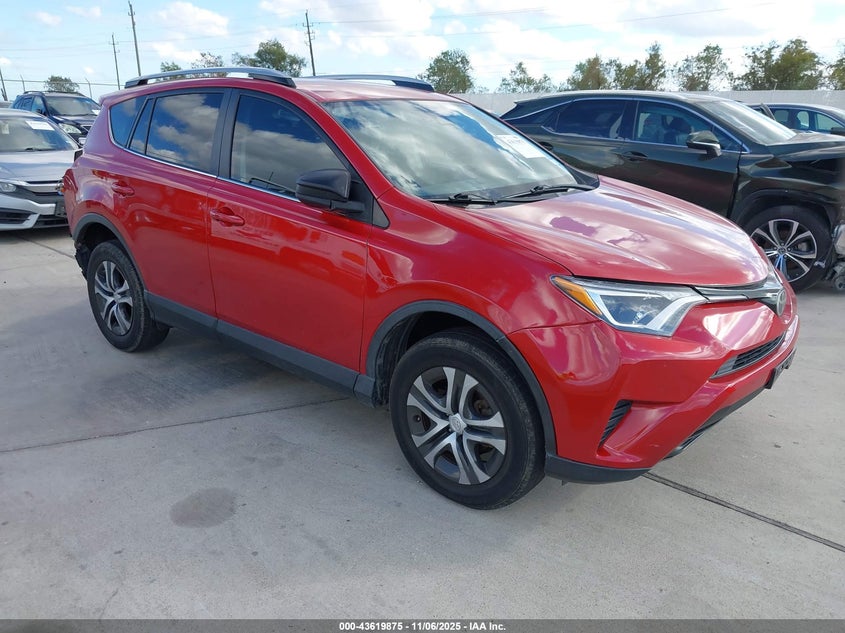 2017 TOYOTA RAV4 LE - JTMZFREV8HJ118589