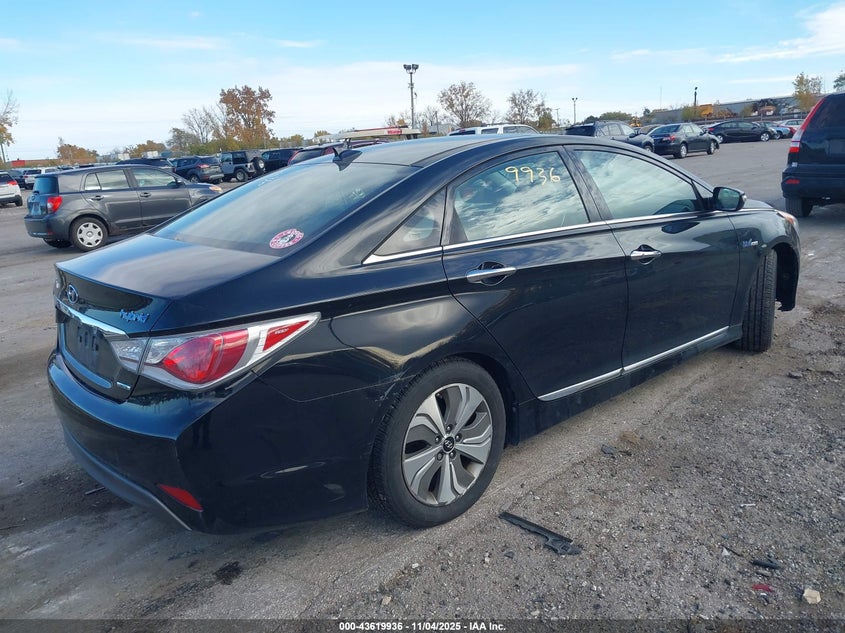 KMHEC4A49FA118956 2015 HYUNDAI SONATA photo no. 4
