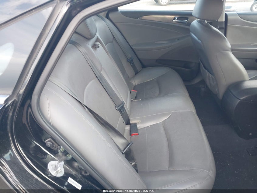 KMHEC4A49FA118956 2015 HYUNDAI SONATA photo no. 8