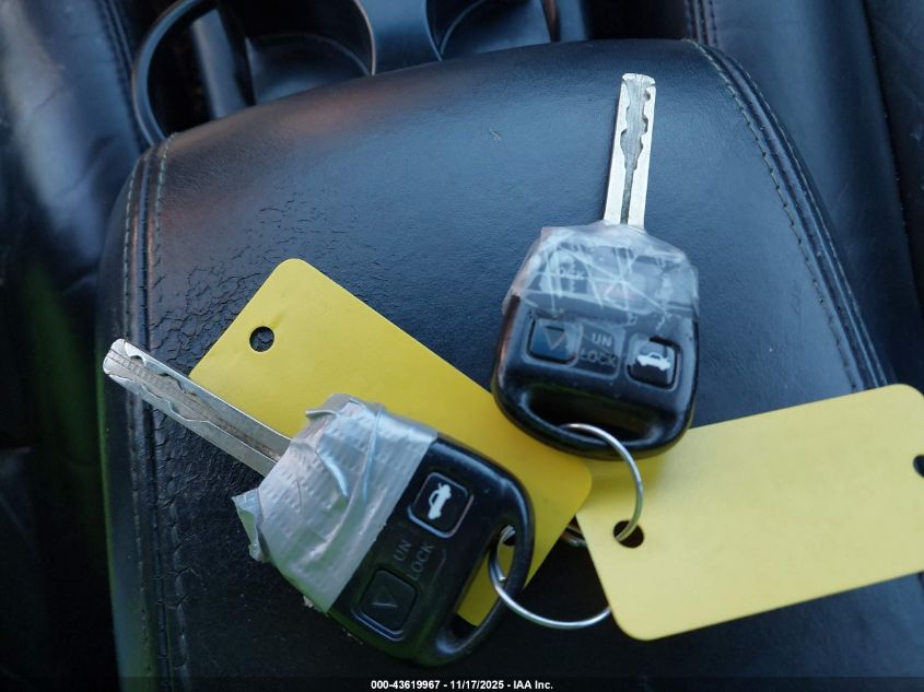 2001 Lexus Es 300 VIN: JT8BF28G815107093 Lot: 43619967