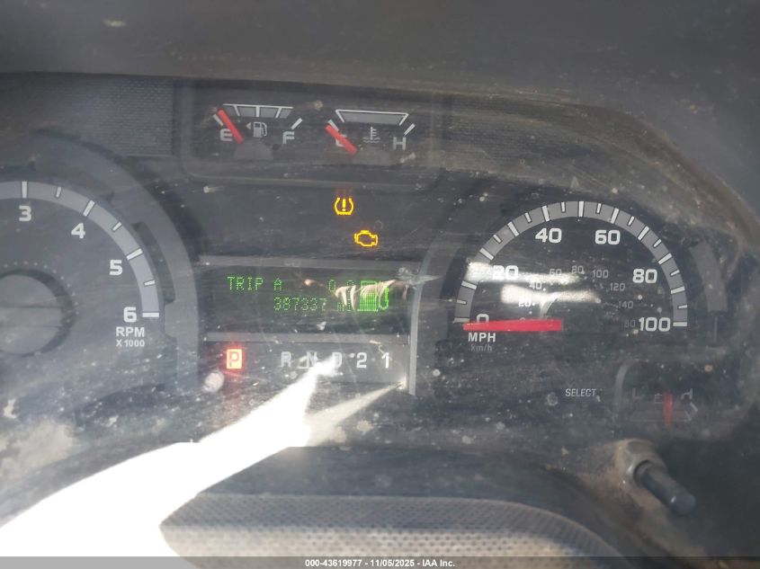 2011 Ford E-150 Commercial VIN: 1FTNE1EW0BDB11573 Lot: 43619977