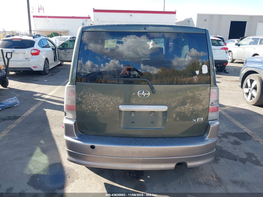 2005 Scion Xb VIN: JTLKT324354004775 Lot: 43620003