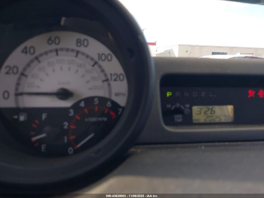 2005 Scion Xb VIN: JTLKT324354004775 Lot: 43620003