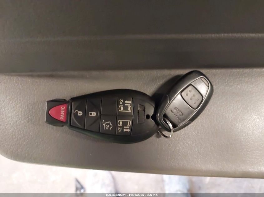 2008 Chrysler Town & Country Touring VIN: 2A8HR54P08R829495 Lot: 43620021