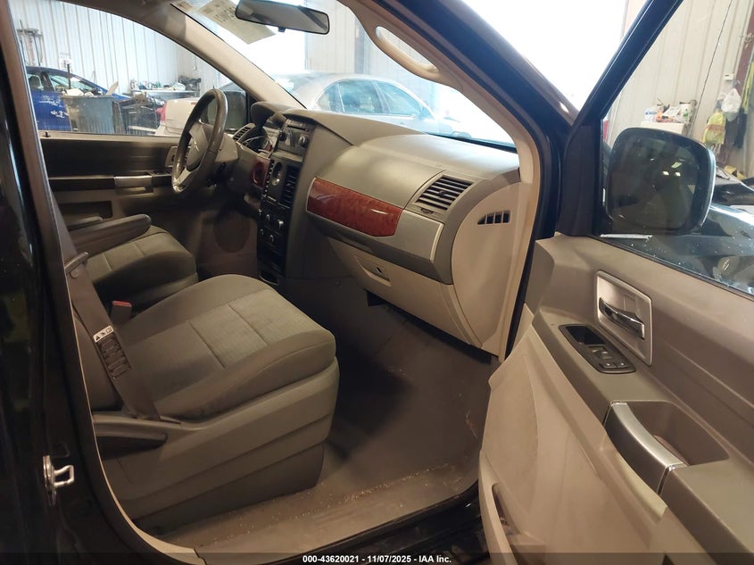 2A8HR54P08R829495 2008 CHRYSLER TOWN & COUNTRY photo no. 5