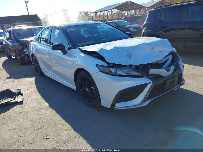 TOYOTA CAMRY XSE AWD