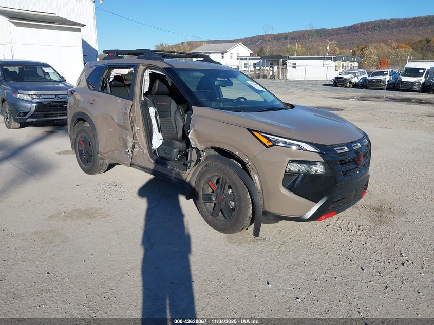 NISSAN ROGUE ROCK CREEK