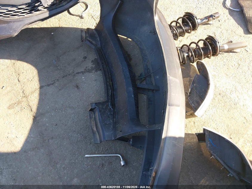 2013 MAZDA MAZDA3 I GRAND TOURING - JM1BL1WPXD1810911